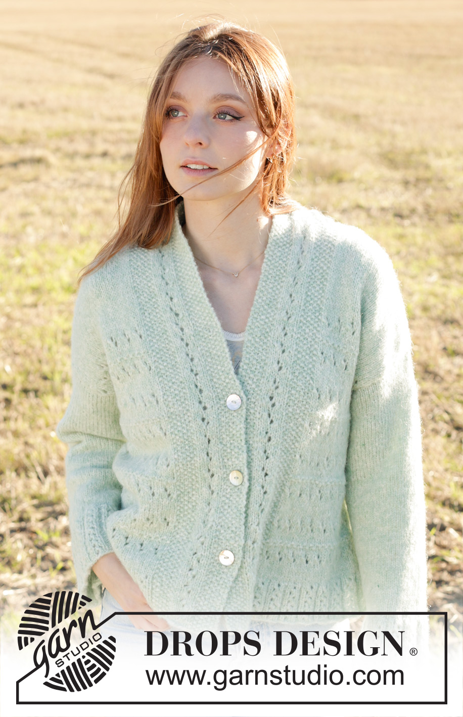 Mint to Be Cardigan / DROPS 249-17 - DROPS Air lõngast alt üles kootud pitsmustriga ja pärlkoes, diagonaalsete õlgadega, sallkraega ja otsapandud varrukatega kardigan suurustele S kuni XXXL