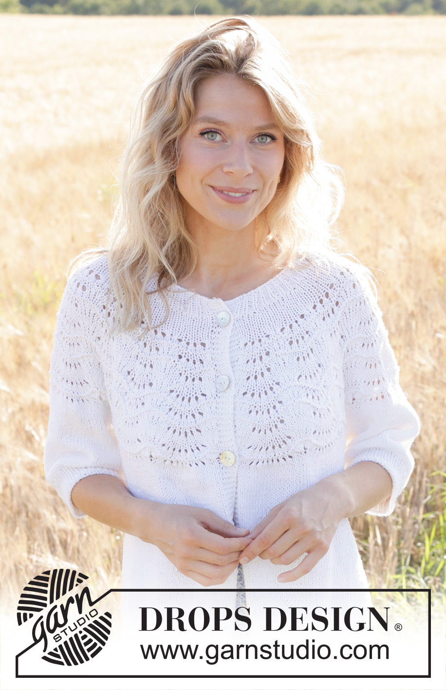 Peace Dove Cardigan / DROPS 249-22 - DROPS Belle või DROPS Cotton Light lõngast ülevalt alla kootud lainelise pitsmustriga ümara passega ja kolmveerand varrukatega suvine kardigan suurustele S kuni XXXL
