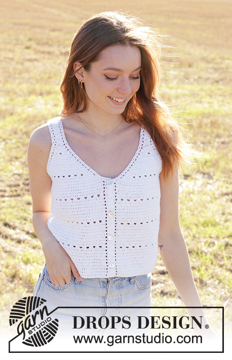 Moonstone Meadow / DROPS 249-26 - Hæklet top / singlet / vest i DROPS Safran. Arbejdet hækles oppefra og ned med stangmasker, hulmønster og V-hals. Størrelse S - XXXL.