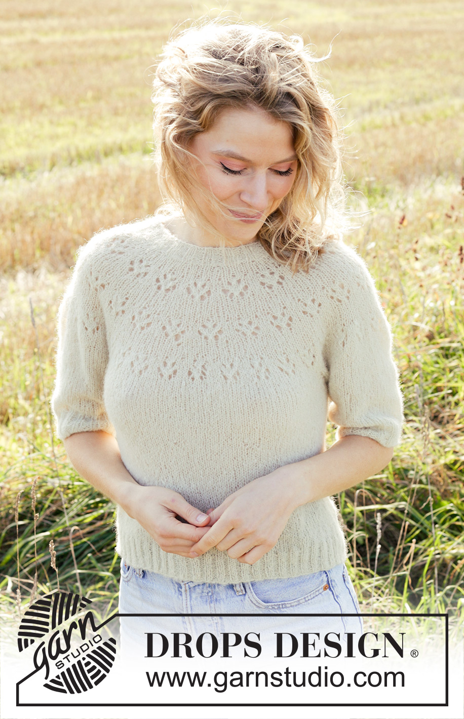 Spring Mist / DROPS 249-27 - Gestrickter Pullover in DROPS Brushed Alpaca Silk. Die Arbeit wird von oben nach unten mit Rundpasse, Lochmuster und kurzen Ärmeln gestrickt. Größe S - XXXL.