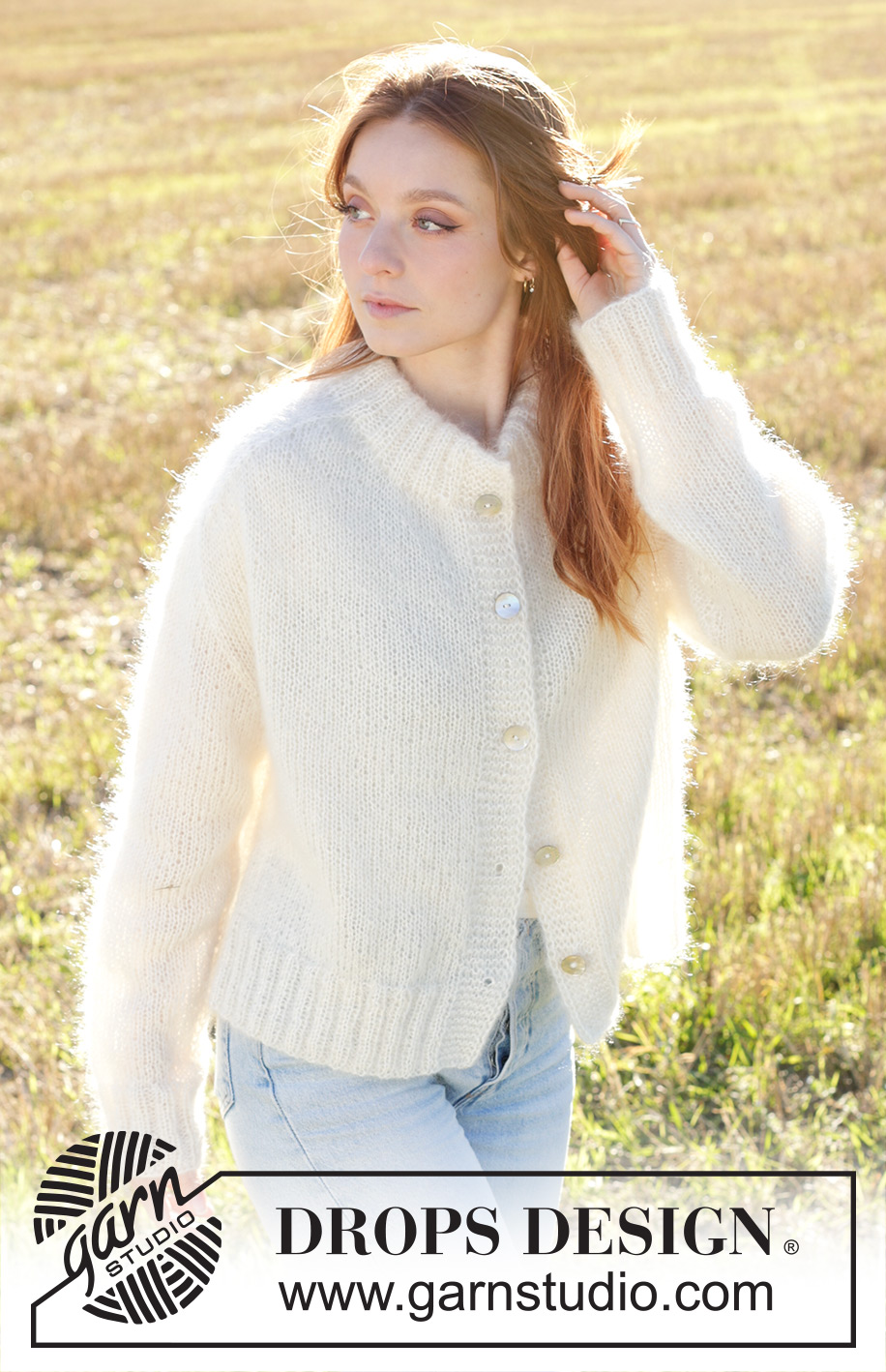 Moonrise Cardigan / DROPS 249-30 - Stickad kofta i 3 trådar DROPS Kid-Silk. Arbetet stickas nerifrån och upp, med sadelaxelökning, dubbel halskant, sprund i sidorna och i-cord. Storlek XS - XXL.