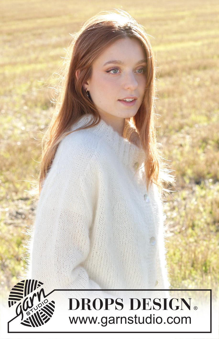 Moonrise Cardigan / DROPS 249-30 - Stickad kofta i 3 trådar DROPS Kid-Silk. Arbetet stickas nerifrån och upp, med sadelaxelökning, dubbel halskant, sprund i sidorna och i-cord. Storlek XS - XXL.