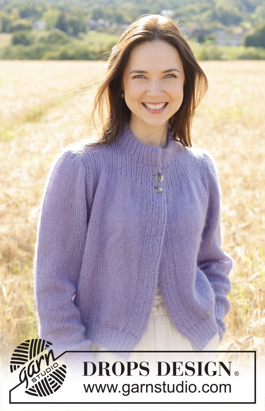 Violet Falls Cardigan / DROPS 250-30 - Strikket cardigan i 2 tråde DROPS Kid-Silk. Arbejdet strikkes nedefra og op med isyede pufærmer og dobbelt halskant. Størrelse S - XXXL.