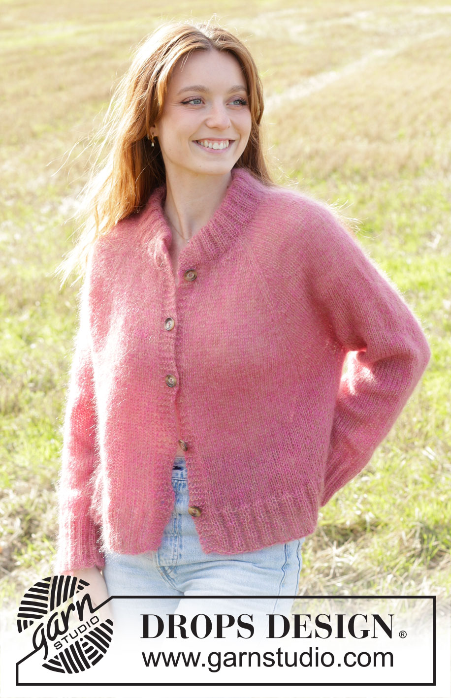 Strawberry Haze Cardigan / DROPS 250-34 - Raglánový propínací svetr pletený shora dolů dvojitou přízí DROPS Kid-Silk. Velikost: S - XXXL.