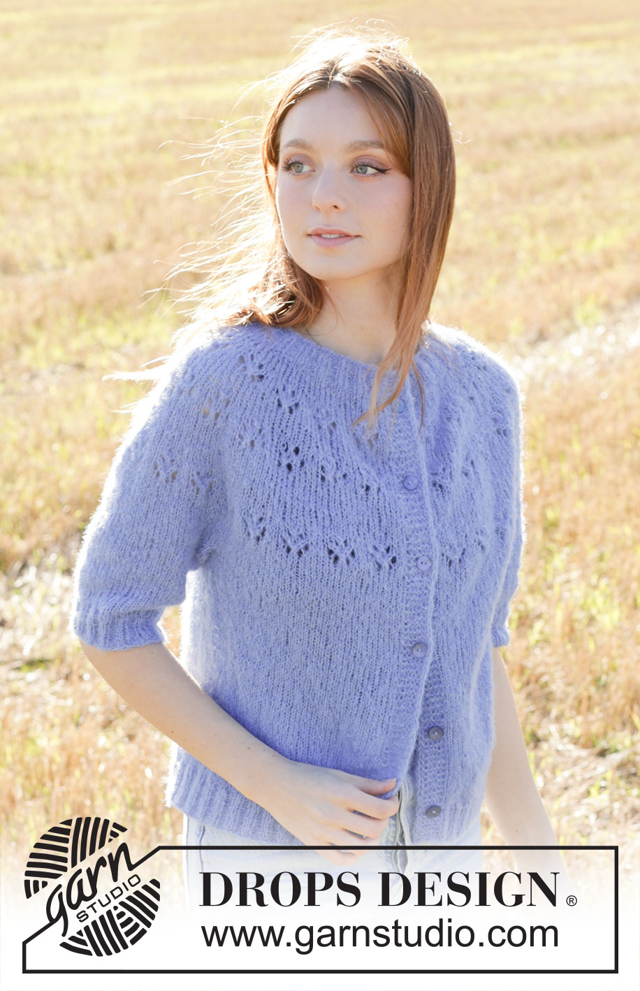 Floral Lake Cardigan / DROPS 250-40 - Gestrickte Jacke in DROPS Brushed Alpaca Silk. Die Arbeit wird von oben nach unten mit Rundpasse, Lochmuster, I-Cord und ¾ langen Ärmeln gestrickt. Größe S - XXXL.