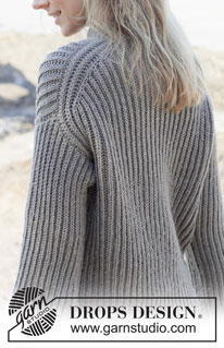 Rock Ridges / DROPS 252-12 - Knitted jumper in DROPS Big Merino. The piece is worked top down with European/diagonal shoulders, English rib and split in sides. Sizes S - XXXL.