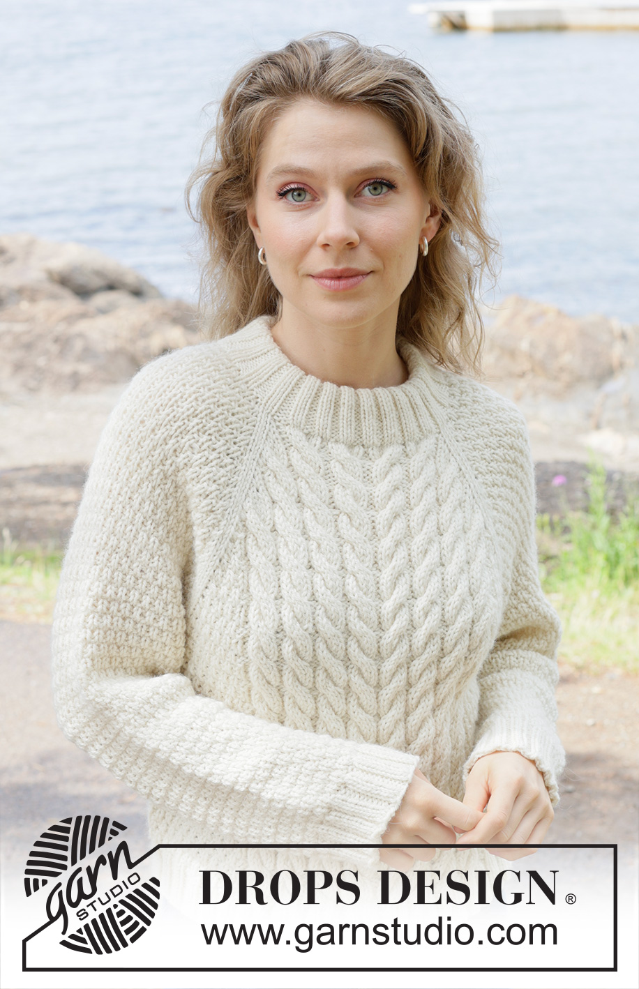 Ivory Coast / DROPS 252-17 - Knitted jumper in DROPS Nepal or DROPS Alaska. The piece is worked top down with raglan, cables and relief-pattern. Sizes S - XXXL.