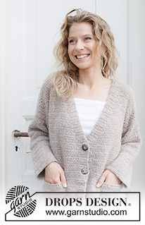 Silver Moon Cardigan / DROPS 252-19 - Hæklet oversize cardigan i DROPS Air. Arbejdet hækles oppefra og ned med stangmasker, v-hals og lommer. Størrelse XS - XXL.
