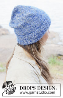 Sand and Sea Hat / DROPS 253-22 - Knitted hat in DROPS Flora and DROPS Kid-Silk. The piece is worked bottom up with fold-up.