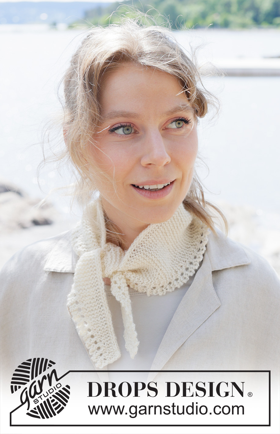 Winter Crossover Scarf / DROPS 253-31 - Knitted small shawl in DROPS Nord. Piece is knitted sideways in garter stitch with picot edge.