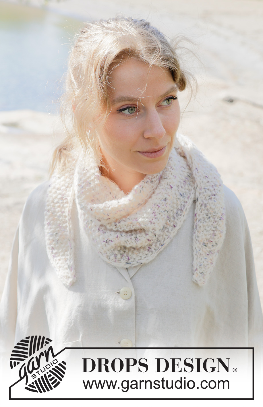 Fall Fireworks Scarf / DROPS 253-35 - Gestricktes Tuch in DROPS Fabel und DROPS Brushed Alpaca Silk. Die Arbeit wird quer mit Perlmuster und Maschen am Rand gestrickt.