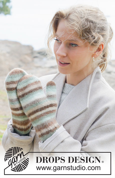 Winter Zebra Mittens / DROPS 253-38 - Knitted and felted mittens with stripes in DROPS Lima.