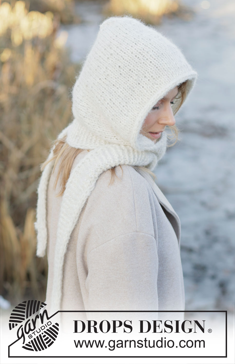 Snowflake Hood / DROPS 253-60 - Knitted hooded scarf in DROPS Air and DROPS Brushed Alpaca Silk. The piece is worked with stocking stitch, garter stitch and I-cord. Sizes S - XL.