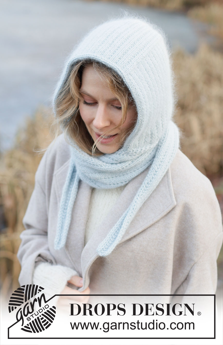 Winter Hug Hood / DROPS 253-61 - Knitted hooded scarf in DROPS Daisy and DROPS Kid-Silk. The piece is worked with pearl rib and I-cord. Sizes S - XL.