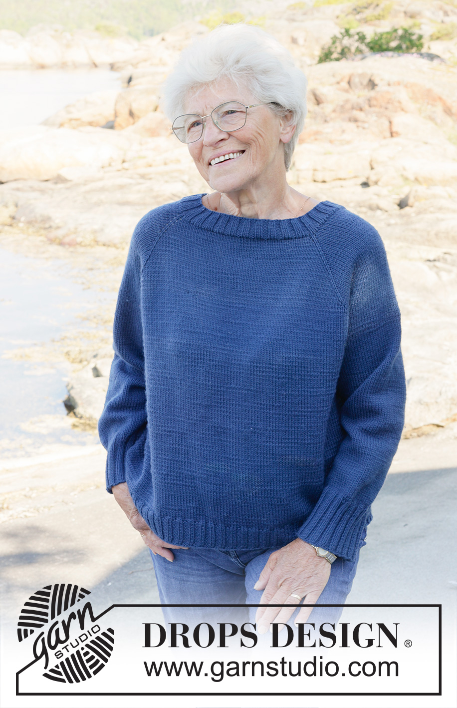 Deep River / DROPS 254-12 - Knitted jumper in DROPS Daisy or DROPS Karisma.  The piece is worked top down with raglan. Sizes S - XXXL.
