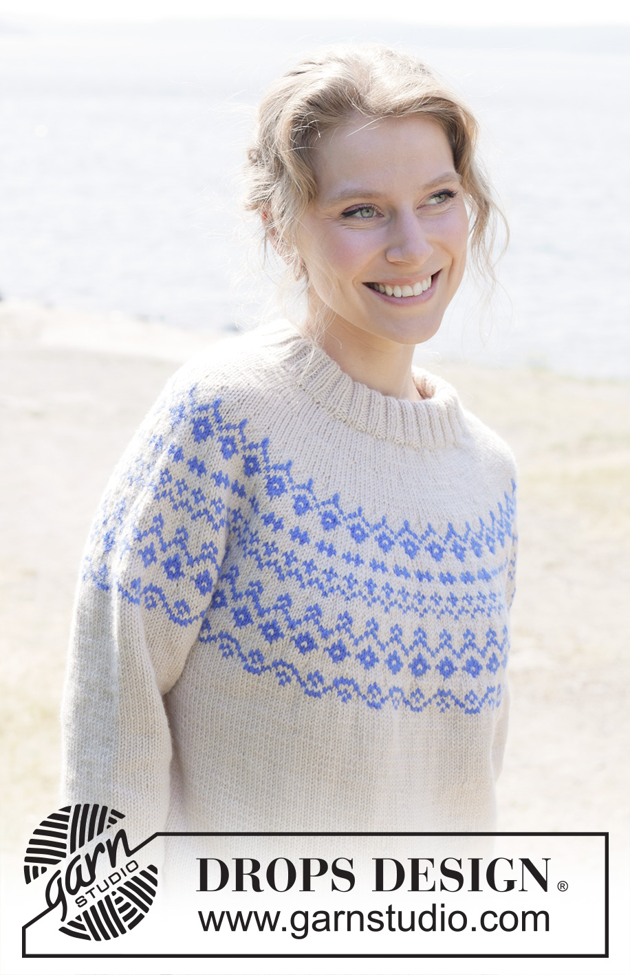 Spring Memories / DROPS 254-13 - Strikket bluse i DROPS Daisy eller DROPSP Karisma. Arbejdet strikkes oppefra og ned med rundt bærestykke, nordisk mønster og dobbelt halskant. Størrelse S - XXXL.