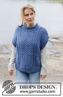 Stormy Ocean Vest / DROPS 254-26 - Alhaalta ylös neulottu oversize-liivi DROPS Soft Tweed- ja DROPS Kid-Silk -langoista. Työssä on palmikoita, viistotut olkapäät, pyöreä pääntie ja rullareunus. Koot S-XXXL.