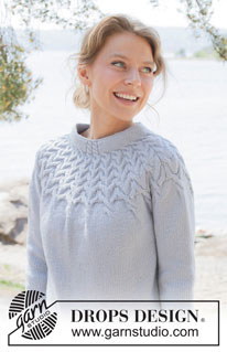 Mermaid Echo / DROPS 254-3 - Gebreide trui in DROPS Merino Extra Fine. Het werk wordt van boven naar beneden gebreid met ronde pas, kabels en dubbele halsrand. Maat: S - XXXL