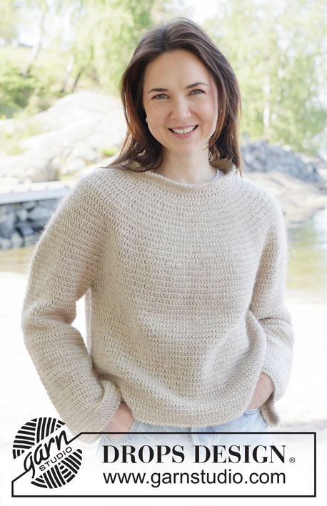 Oatmeal Sweater / DROPS 254-32 - Crocheted jumper in DROPS Puna and DROPS Kid-Silk, or in DROPS Daisy and DROPS Kid-Silk. The piece is worked top down with round yoke and lobster stitch. Sizes S - XXXL.