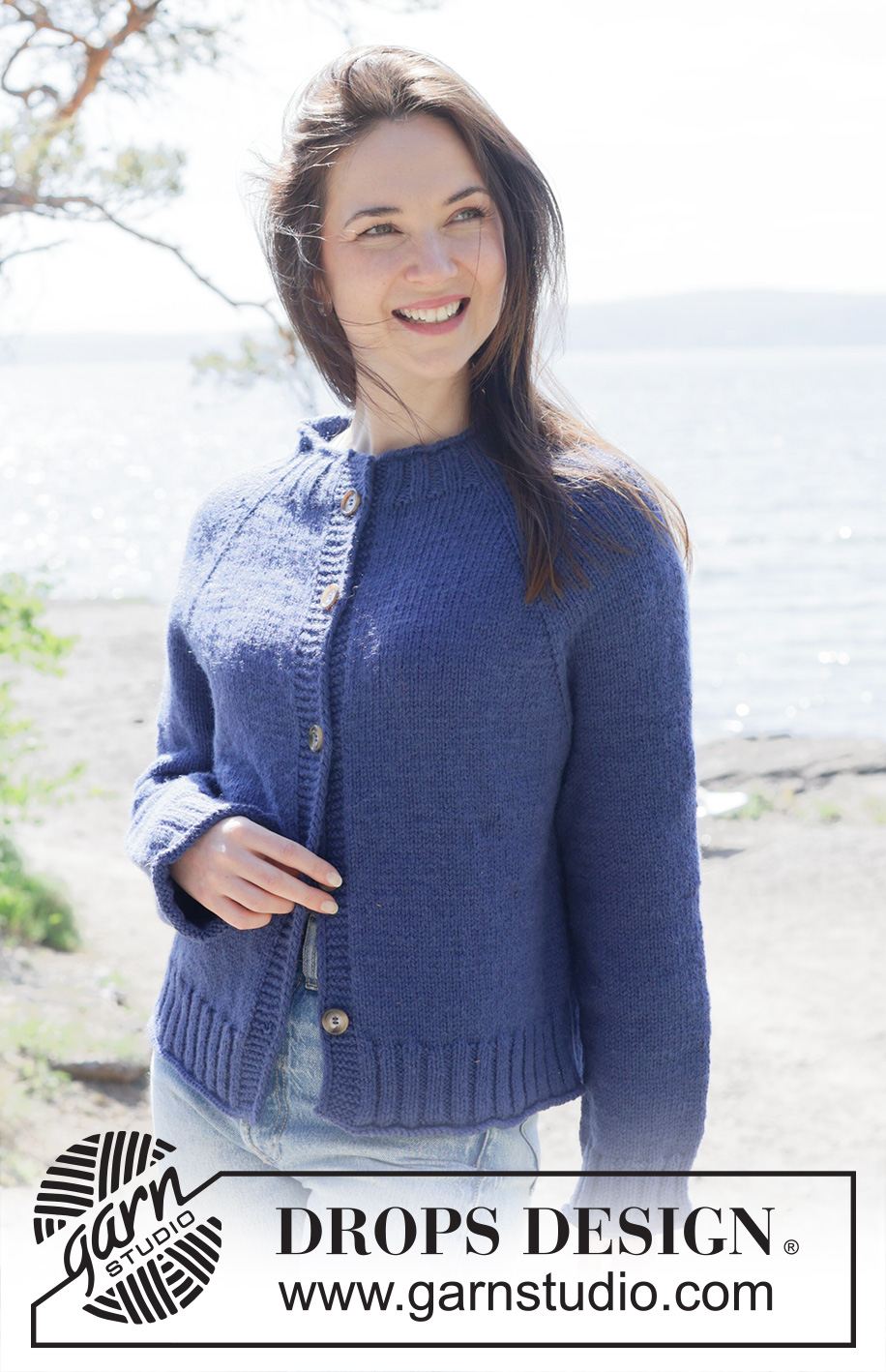 Midnight Glow Cardigan / DROPS 254-40 - Ylhäältä alas neulottu jakku DROPS Nepal-langasta. Työssä on raglanlinjat, rullareunukset ja i-cord-reunus. Koot S-XXXL.