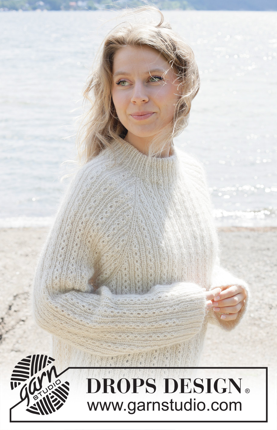 Winter Pearl Sweater / DROPS 255-1 - Gebreide trui in DROPS Alpaca en DROPS Kid-Silk. Het werk wordt van boven naar beneden gebreid met dubbele halsrand, raglan en kabels. Maten S - XXXL.