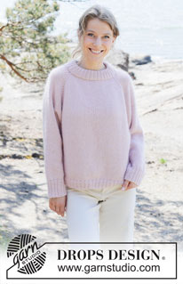 Rose Moon / DROPS 255-11 - Sweter na drutach, przerabiany od góry do dołu, z włóczek DROPS Daisy i DROPS Kid-Silk lub DROPS Merino Extra Fine i DROPS Kid-Silk. Z reglanowymi rękawami i podwójnym wykończeniem dekoltu. Od XS do XXL.