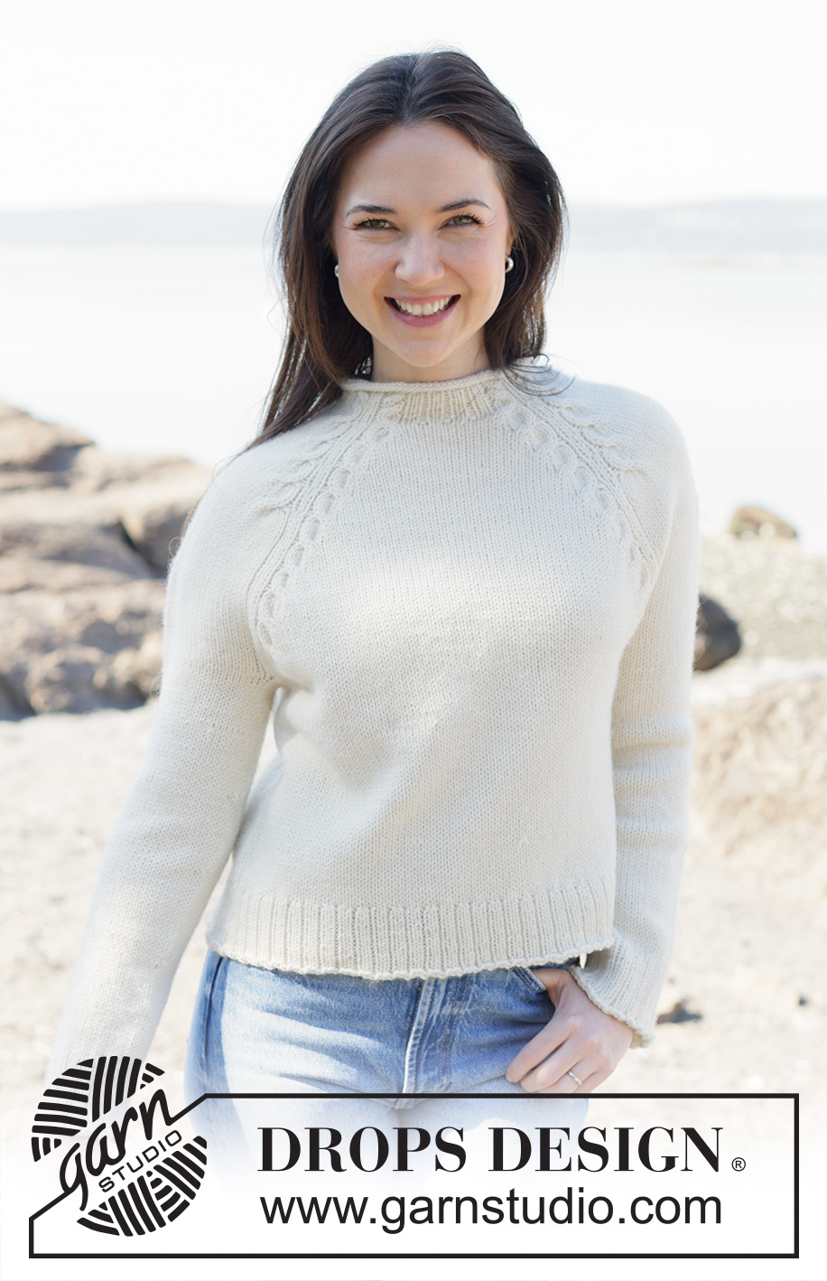 Snow Drift / DROPS 255-19 - Knitted jumper in DROPS Nepal or DROPS Big Merino. Piece is knitted top down with raglan and cables. Size: S - XXXL