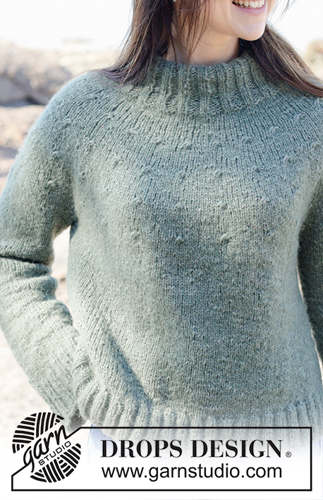 Emerald Embrace / DROPS 255-34 - Knitted jumper in DROPS Air. Piece is knitted top down in stocking stitch with round yoke, double neck edge and vents in the sides. Size: S - XXXL