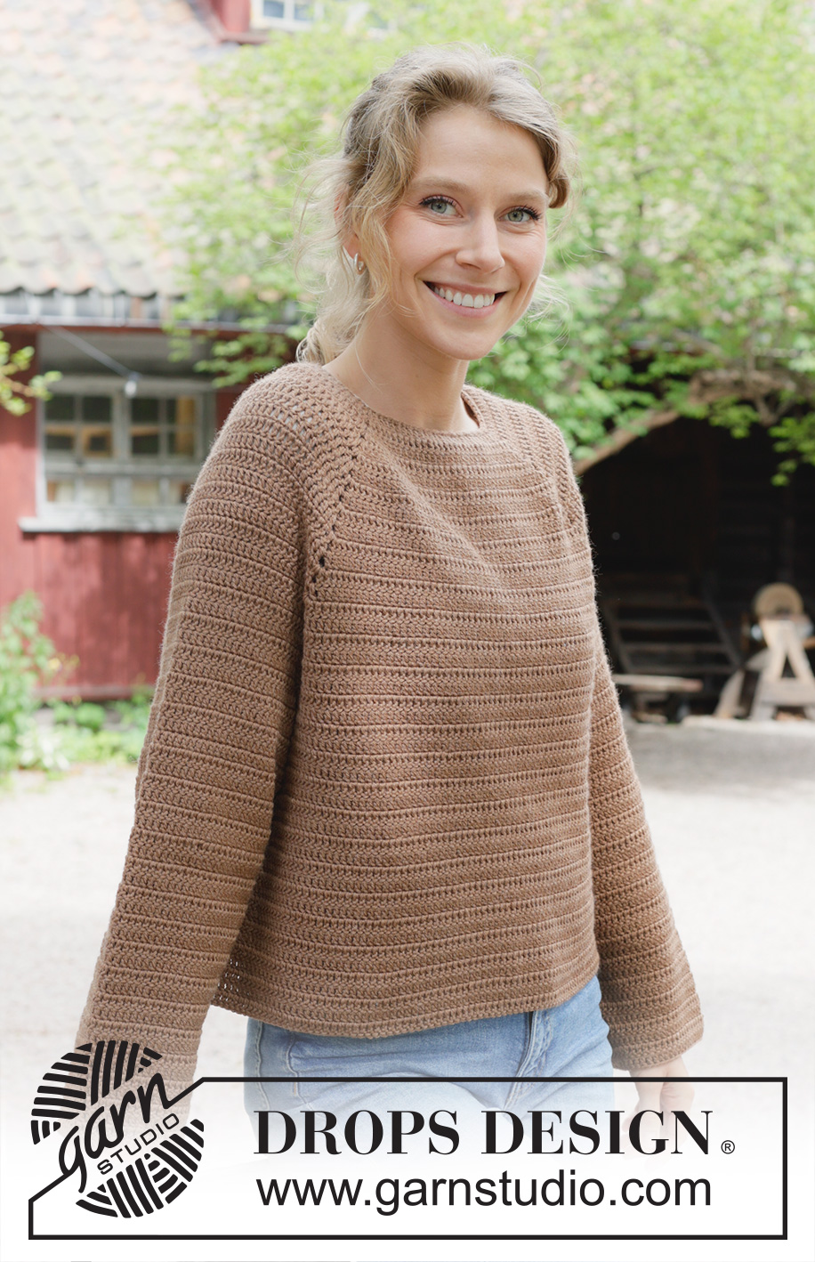 Caramel Apple / DROPS 255-37 - Crocheted jumper in DROPS Daisy. The piece is worked top down with raglan. Sizes S - XXXL.