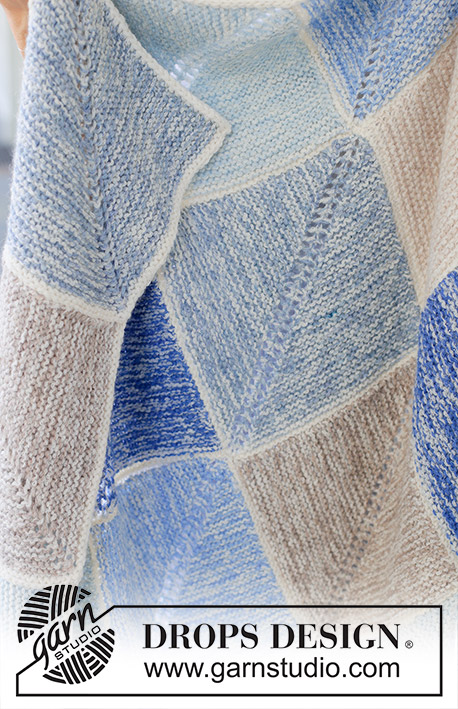 August Evenings Blanket / DROPS 256-1 - 2 DROPS Sky lõngaga kootud doomino ruutudega ja nöörkandiga tekk