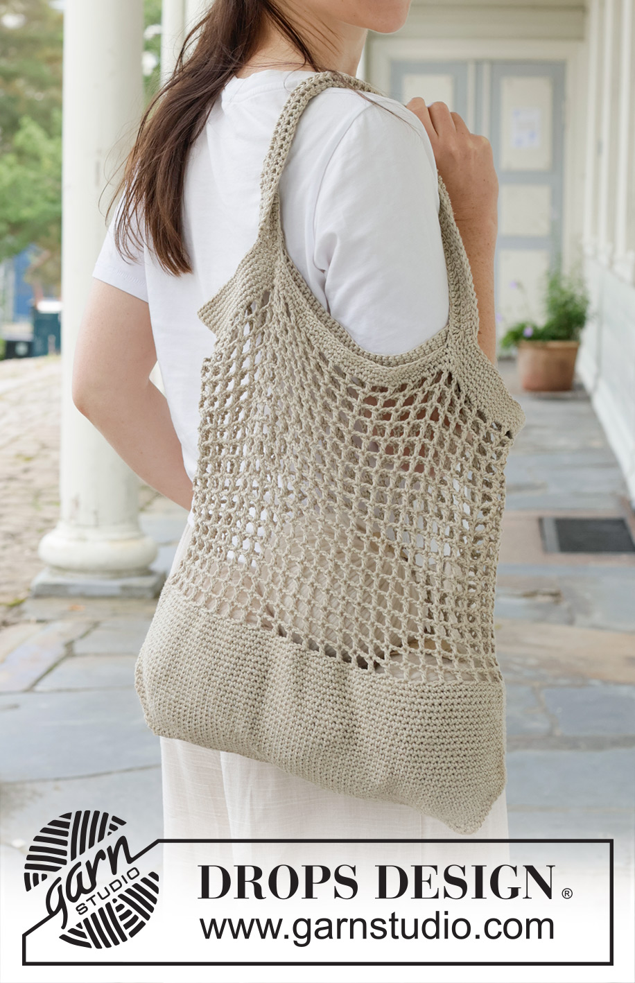Boho Breeze Bag / DROPS 256-12 - Horgolt táska / háló DROPS Bomull Lin fonalból Körben készítjük, az aljától felfelé.