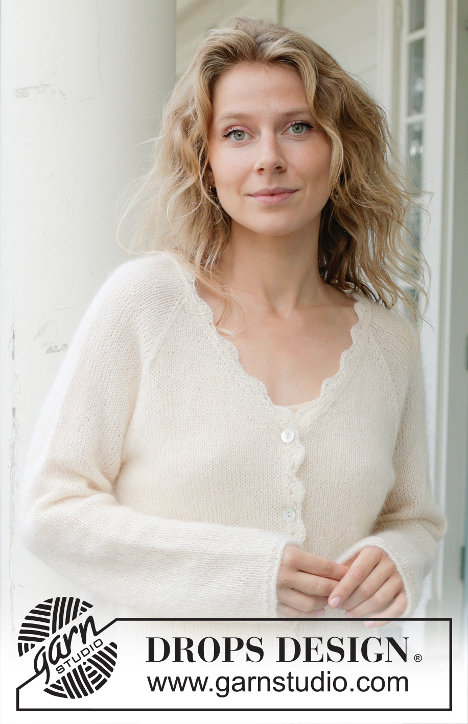 Sweet Harmony Cardigan / DROPS 257-2 - Knitted jacket in 1 strand DROPS Flora or DROPS Alpaca and 1 strand DROPS Kid-Silk. The piece is worked top down, with stockinette stitch, raglan, V-neck, rolled edges and crocheted edges. Sizes S - XXXL.
