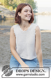 Scallop Bliss Top / DROPS 257-31 - Crocheted top in DROPS Safran. The piece is worked top down with treble crochet and fan-patterned edges. Sizes S - XXXL.