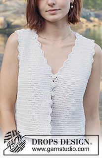 Scallop Bliss Vest / DROPS 257-32 - Virkad topp / väst i DROPS Safran. Arbetet virkas uppifrån och ner i stolpar med v-hals och kanter i solfjädermönster. Storlek S - XXXL.