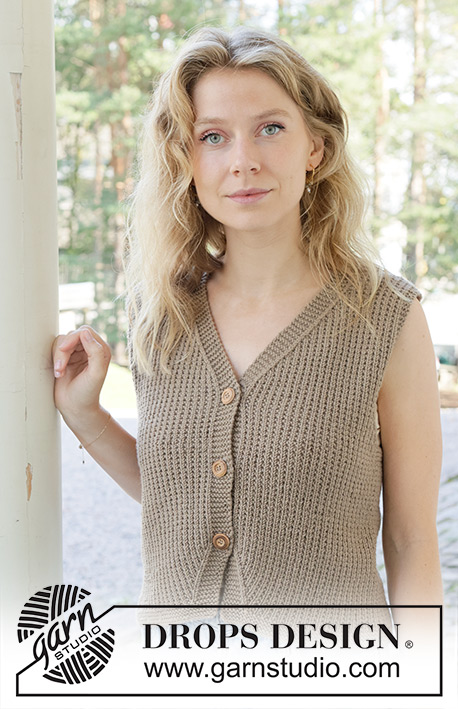 Coffee Ridge Vest / DROPS 257-4 - Knitted vest in DROPS Merino Extra Fine. The piece is worked bottom up with moss-stitch rib, garter stitch and V-neck. Sizes S - XXXL.