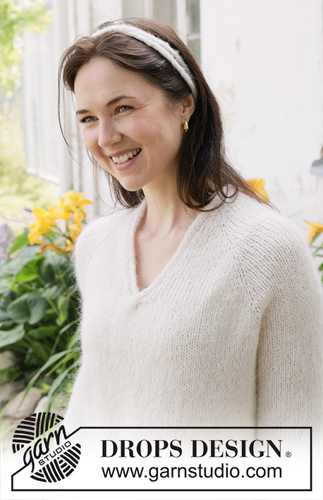 Delicate Dance / DROPS 258-13 - Knitted jumper in DROPS Brushed Alpaca Silk and DROPS Flora. The piece is worked top down with raglan, V-neck, rolled edges and I-cord. Sizes S - XXXL.