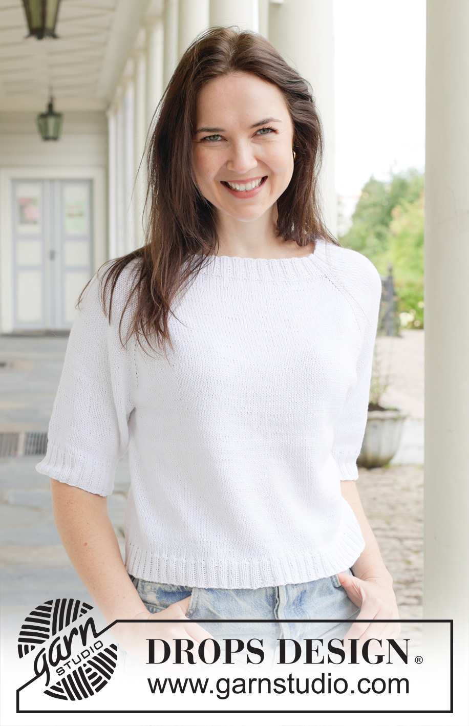 White Cliff / DROPS 258-21 - Strikket bluse i DROPS Safran eller DROPS BabyMerino. Arbejdet strikkes oppefra og ned med raglan og korte ærmer. Størrelse S - XXXL.