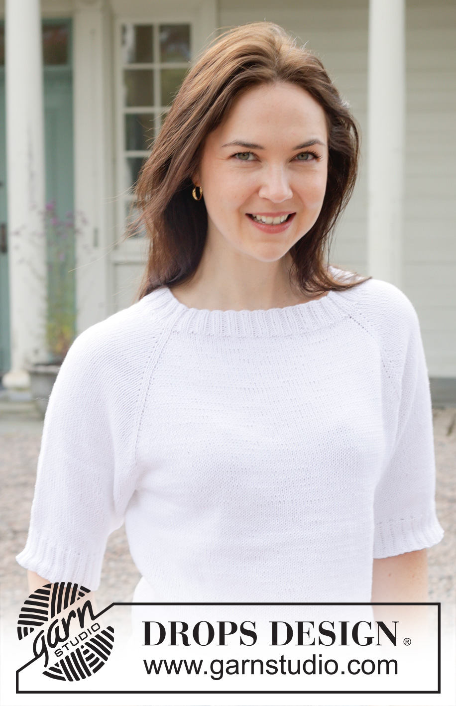 White Cliff / DROPS 258-21 - Strikket bluse i DROPS Safran eller DROPS BabyMerino. Arbejdet strikkes oppefra og ned med raglan og korte ærmer. Størrelse S - XXXL.