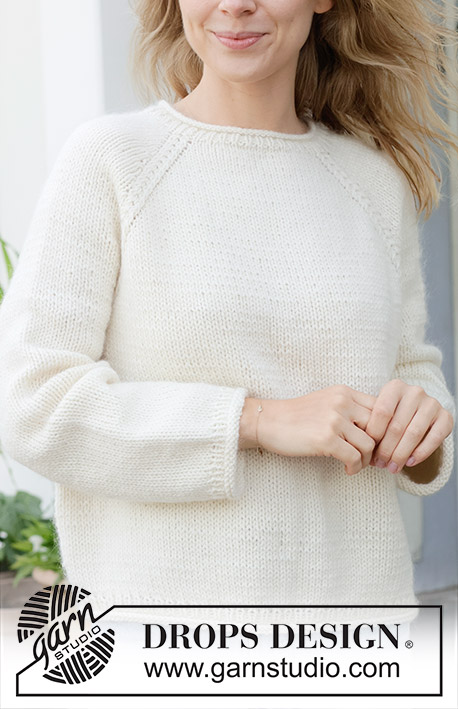 Frosted Whisper / DROPS 258-3 - Maglione lavorato ai ferri in DROPS Daisy e DROPS Kid-Silk o DROPS Lima e DROPS Kid-Silk. Lavorato dall’alto in basso con raglan, trecce e bordi arrotolati. Taglie: S - XXXL.