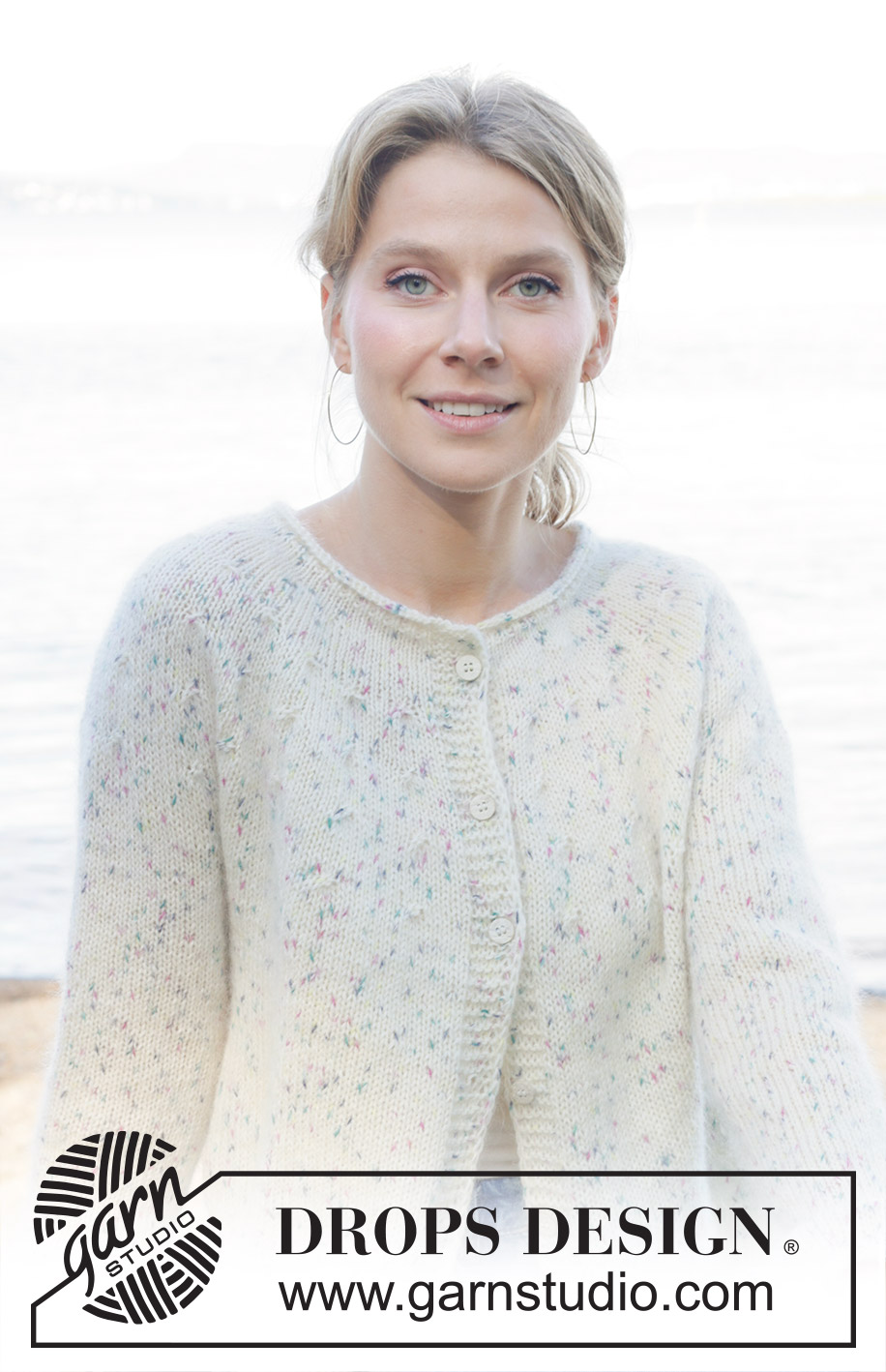 Wildflower Sprinkles Cardigan / DROPS 258-37 - Cardigan lavorato ai ferri in DROPS Fabel e DROPS Kid-Silk. Lavorato dall’alto in basso a maglia rasata con sprone rotondo, bordo arrotolato e I-cord. Taglie S - XXXL.