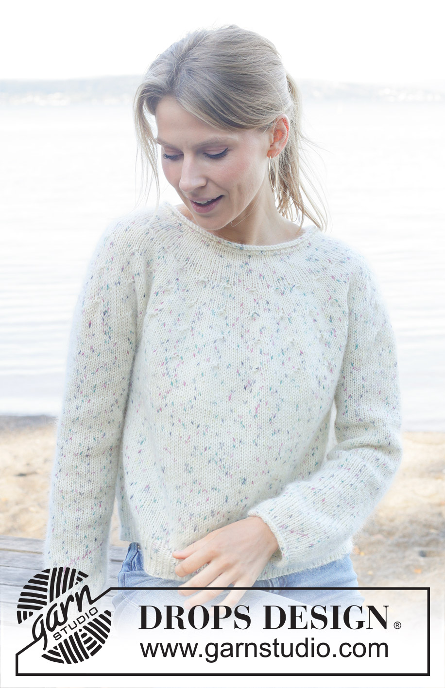 Wildflower Sprinkles / DROPS 258-38 - Gebreide trui in DROPS Fabel en DROPS Kid-Silk. Het werk wordt van boven naar beneden gebreid in tricotsteek met ronde pas en rolrand. Maat: S - XXXL.