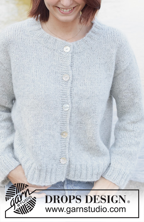 Sky Whisper Cardigan / DROPS 259-19 - Knitted jacket in DROPS Air. The piece is worked top down in stocking stitch, with European/diagonal shoulders. Sizes S - XXXL.