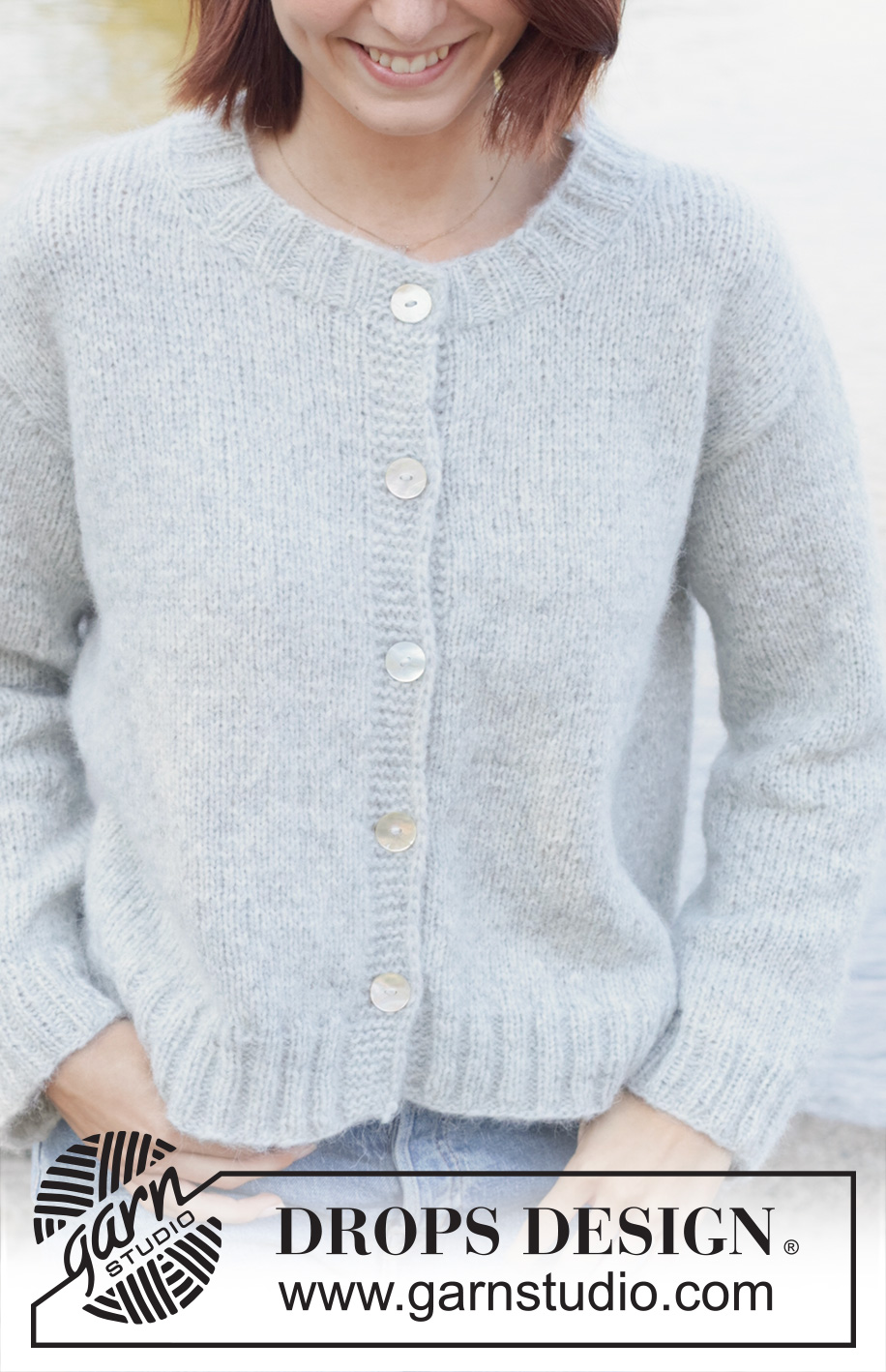 Sky Whisper Cardigan / DROPS 259-19 - Knitted jacket in DROPS Air. The piece is worked top down in stocking stitch, with European/diagonal shoulders. Sizes S - XXXL.