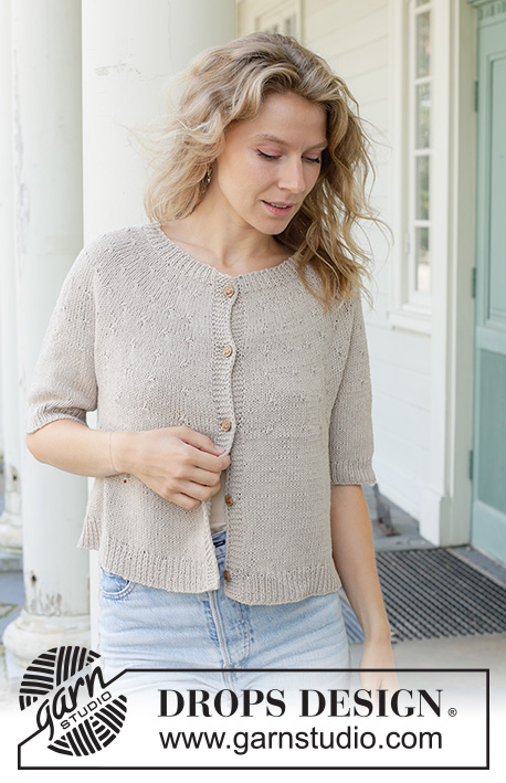 Moon Dust Cardigan / DROPS 259-21 - Prjónuð peysa með stuttum ermum úr DROPS Belle eða DROPS Sky. Stykkið er prjónað ofan frá og niður í sléttprjóni með hringlaga berustykki og i-cord. Stærð S - XXXL.