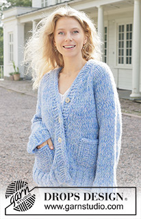 Azure Bliss Cardigan / DROPS 259-28 - Ylhäältä alas neulottu oversize-jakku 5-kertaisesta DROPS Brushed Alpaca Silk -langasta. Työssä on raglanlinjat, taskut, i-cord-reunus ja V-aukko. Koot S - XXXL.