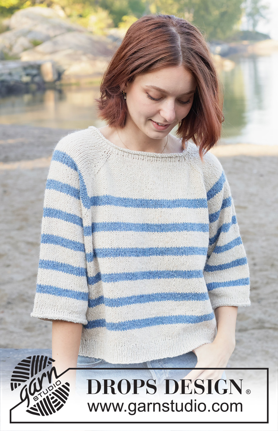 Hidden Seaside / DROPS 259-29 - Maglione lavorato ai ferri in DROPS Soft Tweed. Lavorato dall’alto in basso con raglan, strisce e bordi arrotolati. Taglie S - XXXL.
