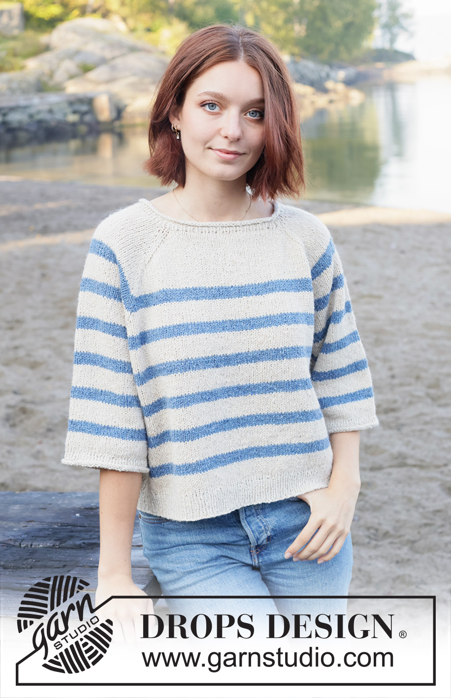 Hidden Seaside / DROPS 259-29 - Maglione lavorato ai ferri in DROPS Soft Tweed. Lavorato dall’alto in basso con raglan, strisce e bordi arrotolati. Taglie S - XXXL.