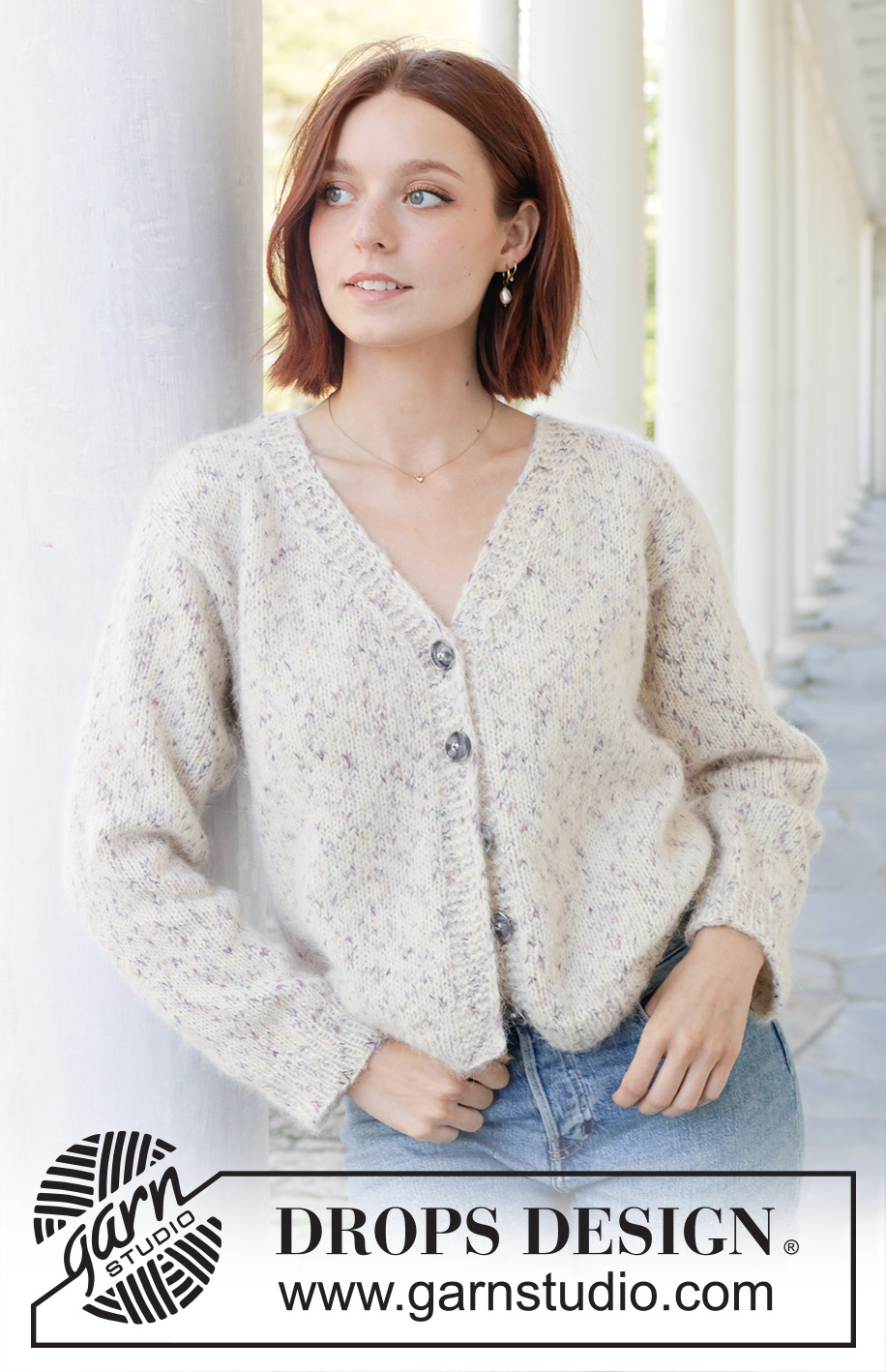 Snowy Sparkles Cardigan / DROPS 259-32 - Strikket jakke i DROPS Fabel og DROPS Brushed Alpaca Silk. Arbeidet strikkes nedenfra og opp i glattstrikk, v-hals, i-cord og oppstrikkede ermer. Størrelse XS - XXL.