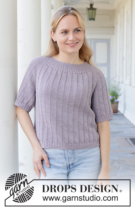 Lavender Sway / DROPS 259-41 - Raglánový pulovr s kruhovým sedlem, plastickým vzorem a krátkými rukávy pletený shora dolů z příze DROPS Cotton Light. Velikosti: S - XXXL.