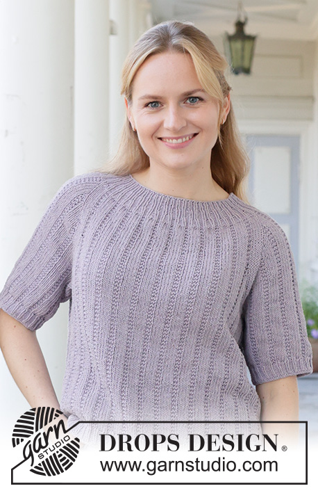 Lavender Sway / DROPS 259-41 - Raglánový pulovr s kruhovým sedlem, plastickým vzorem a krátkými rukávy pletený shora dolů z příze DROPS Cotton Light. Velikosti: S - XXXL.